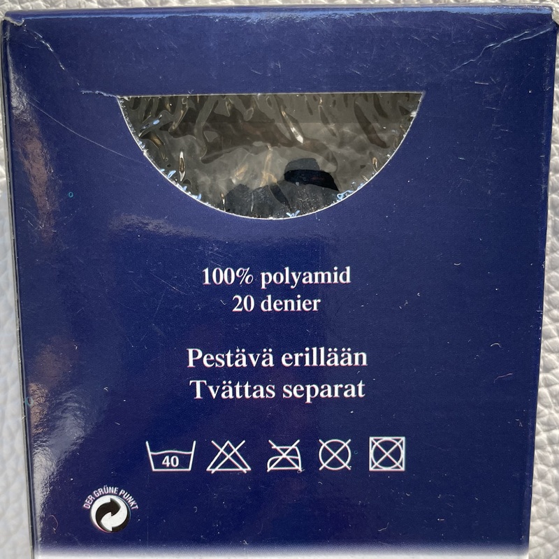 KUVA 2:  Uudet NEW LADY polvisukat, väri  musta, 20 den.1 pari!
Yksi koko. 